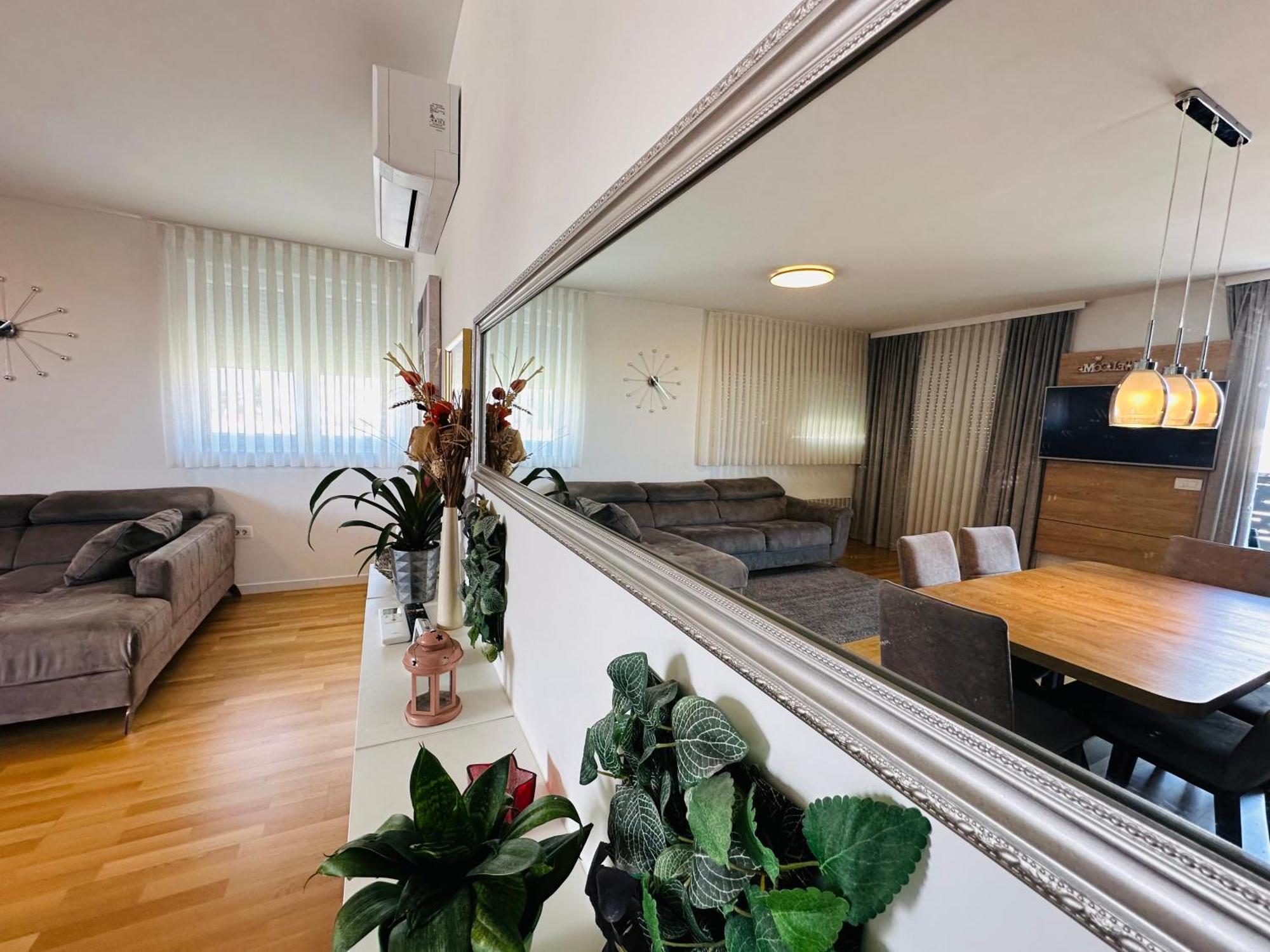 Apartment King With Private Parking Zadar Zewnętrze zdjęcie